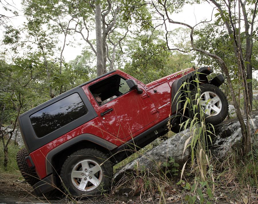  Jeep Wrangler Rubicon 2006 года  (фото 18 из 152)